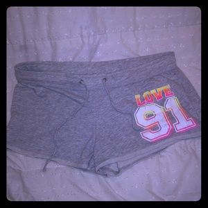 No boundaries short shorts